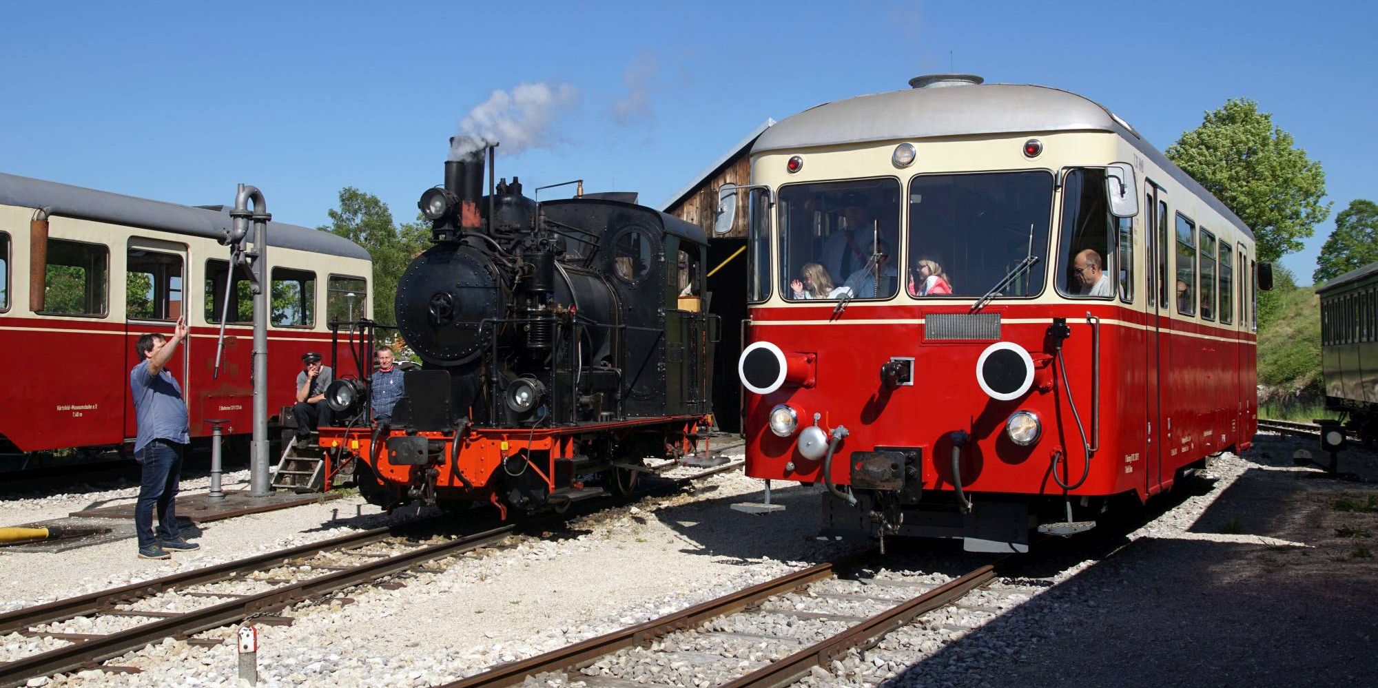 Lok WN 12 und Triebwagen T33 in Heresheim