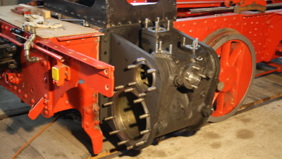 Juni 2015: der neue linke Zylinder ist angebaut