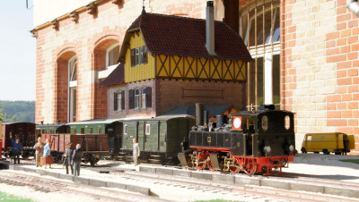 Groß und Klein treffen sich ...