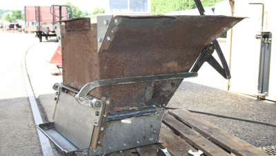 August 2013: der Aschkasten ist fertig.