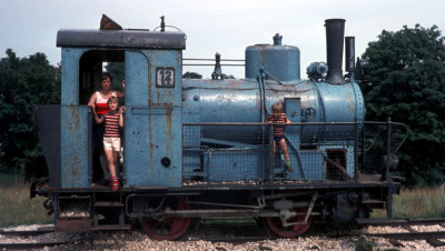 Lok WN 12 als Spielplatzgerät in Heidenheim noch in Voith-Blau, 1970er Jahre