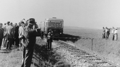 Anlässlich der Einweihung der neuen Triebwagen fand am 21. September 1956 eine "Grenzkontrolle" zwischen Ballmertshofen und Wittislingen statt.