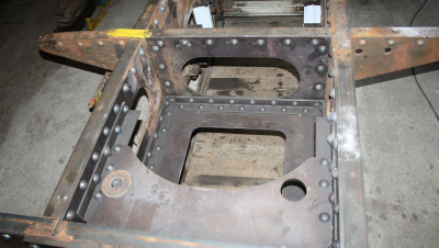 Januar 2011: Rahmen fertig genietet