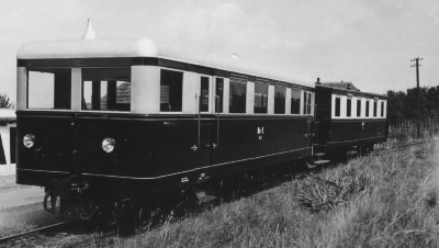 Der heutige T 33 als Tr.1 der Kleinbahn Bremen-Tarmstedt mit Beiwagen 29 Mitte der 1930er Jahre
