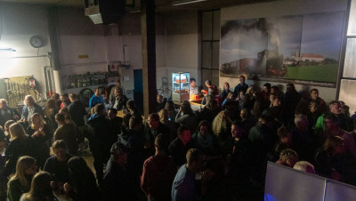 Gute Stimmung im Lokschuppen