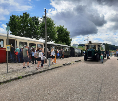 Neresheimer Bahnhofshocketse am 8. und 9. August